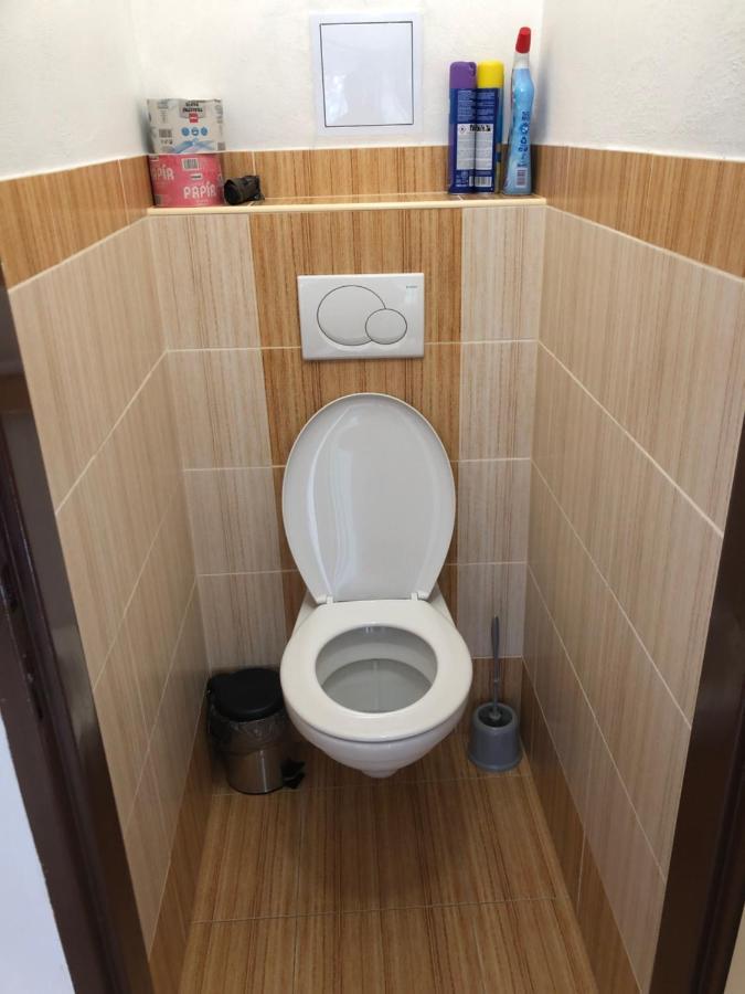 Apartman Orlik Nad Vltavou Exteriör bild