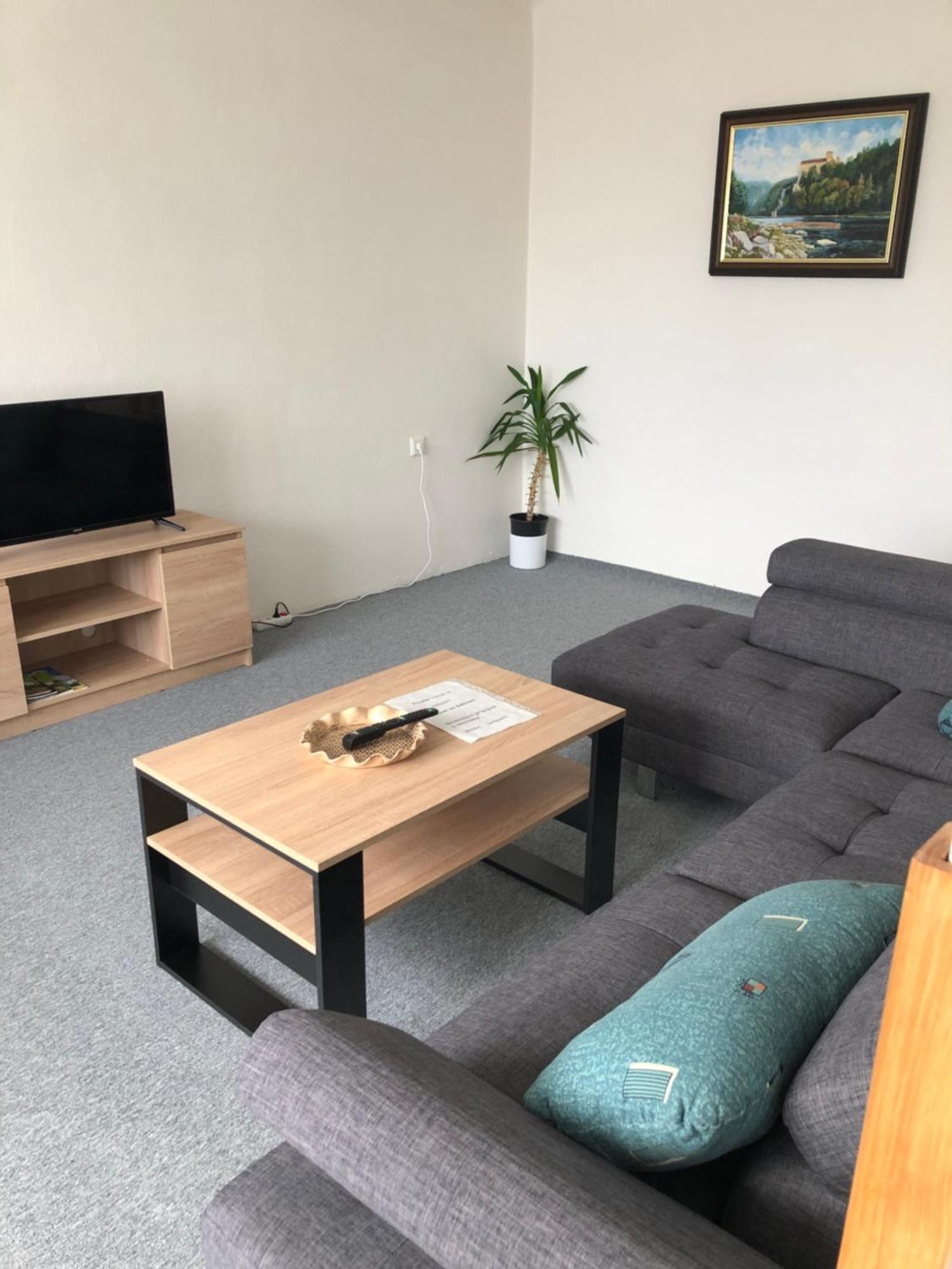 Apartman Orlik Nad Vltavou Exteriör bild